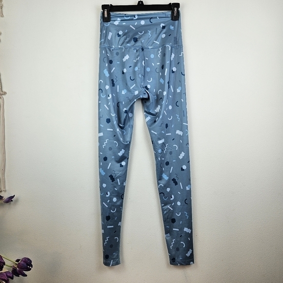 BEYOND YOGA x Poketo High Waisted Long Legging Size Medium - Picture 4 of 7